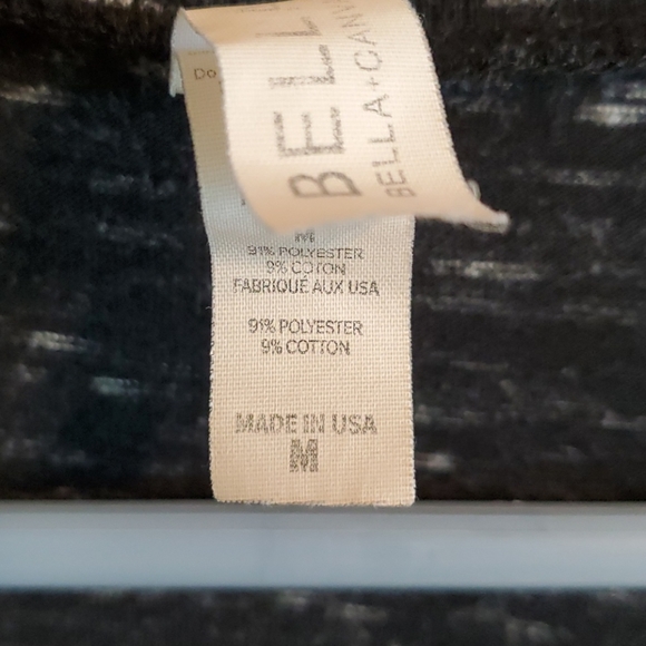 Dark heather gray tank size medium - Picture 2 of 2